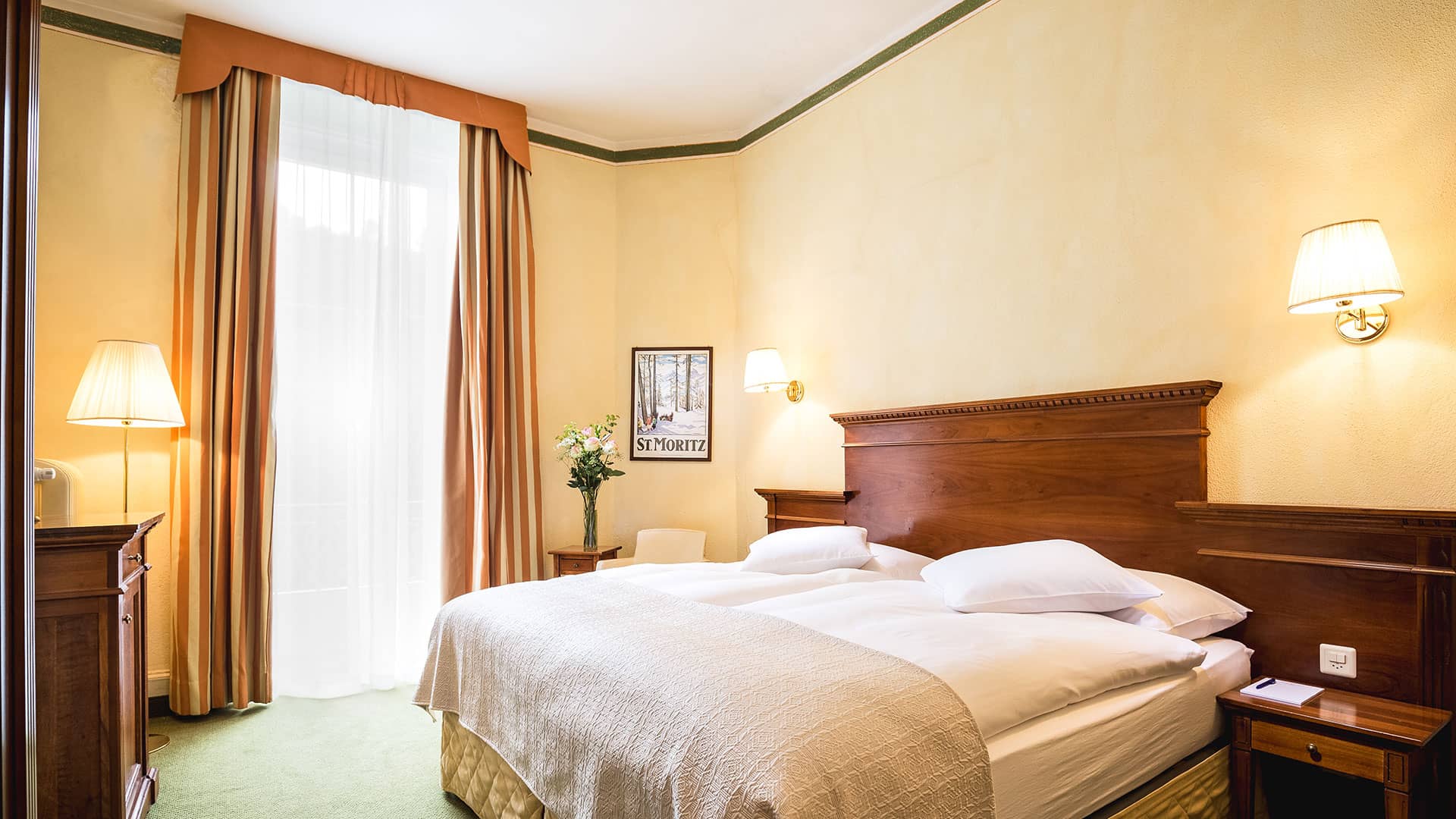 Zeitgemässer Komfort mit dezentem Jugendstil-Flair.