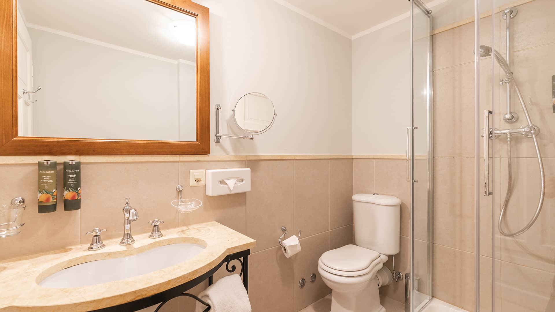 Hotel Reine Victoria – Economy Doppelzimmer